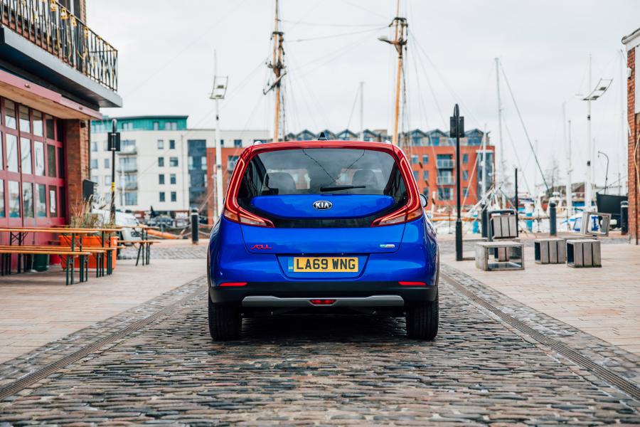  Kia Soul EV (SK3) 2019 года  (UK) (фото 5 из 40)